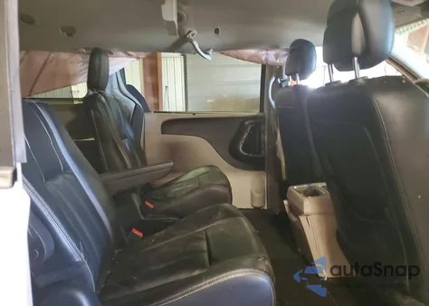 2015 Chrysler Town & Country Touring from USA, damaged, VIN 2C4RC1BG0FR521507